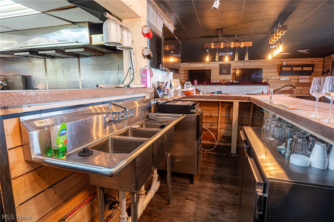 Trade Fifth Add - Commercial Sale