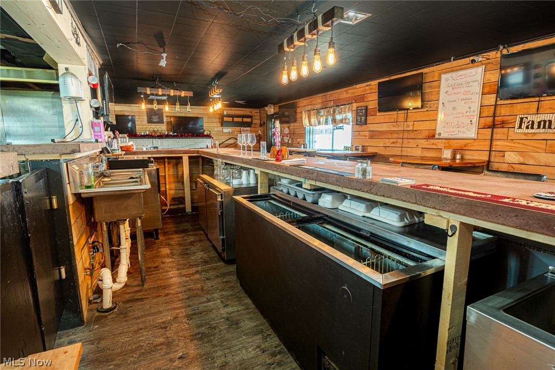 Trade Fifth Add - Commercial Sale