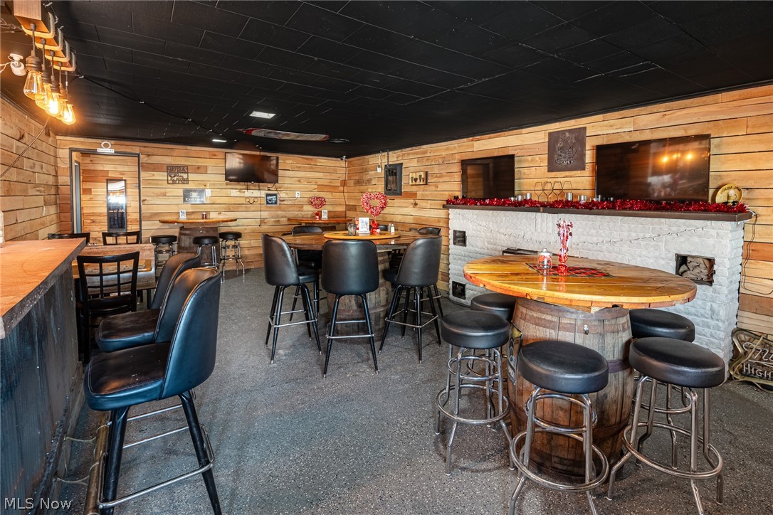 Trade Fifth Add - Commercial Sale