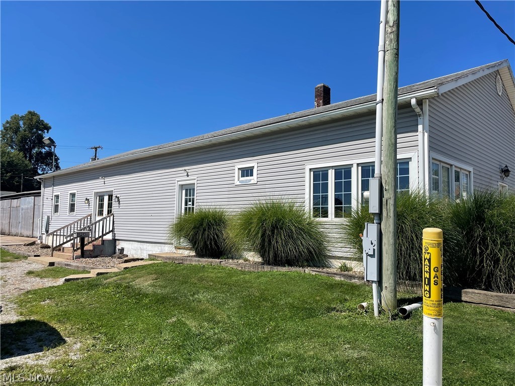 Photo 1 of 13 — 245 2nd Street NW, Carrollton, OH 44615