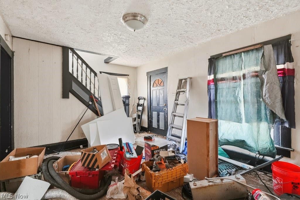 Photo of 1920 Manchester Road, Akron, OH 44314 (MLS # 5219666)