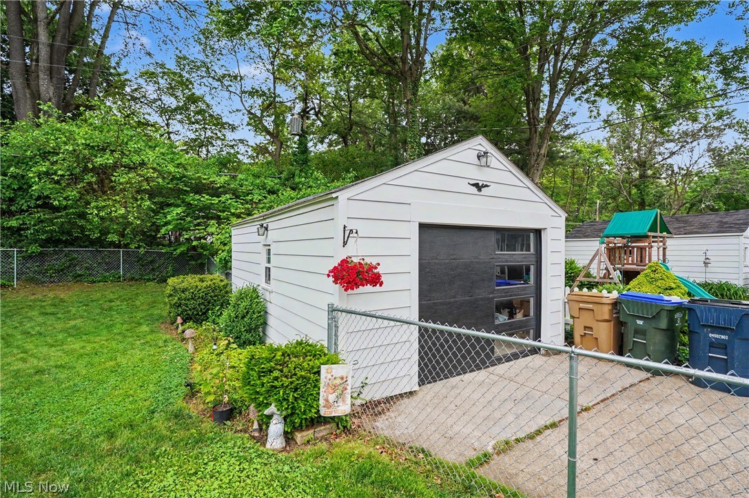 2044 26th Street