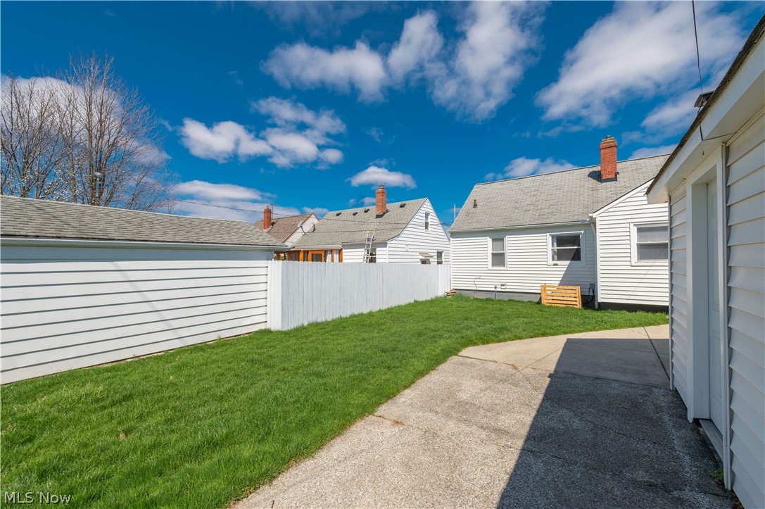 Memphis Villas - Residential