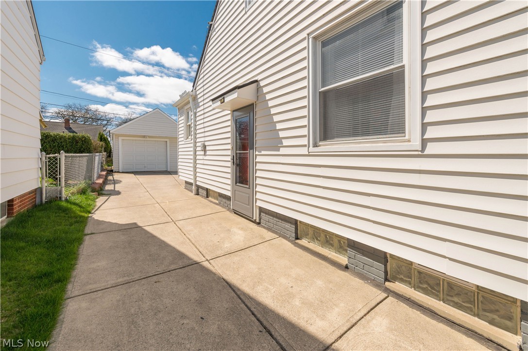 Memphis Villas - Residential