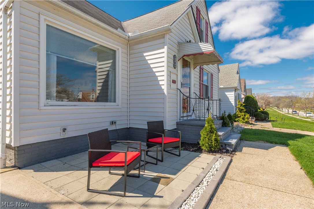 Memphis Villas - Residential