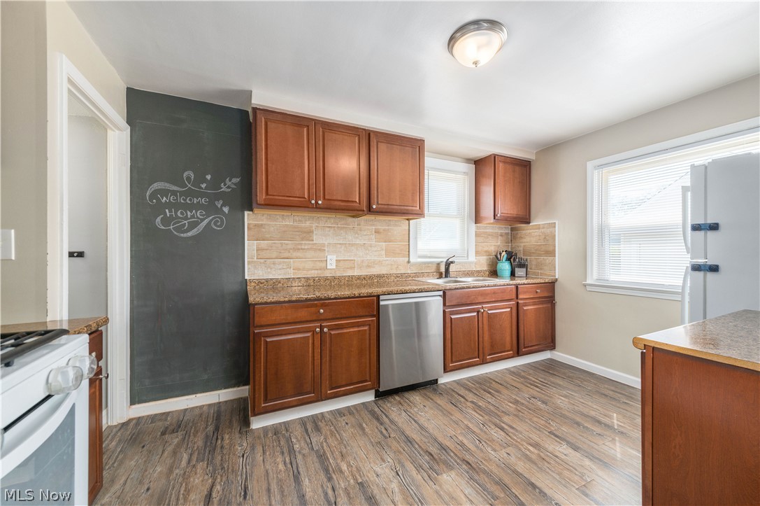 Memphis Villas - Residential