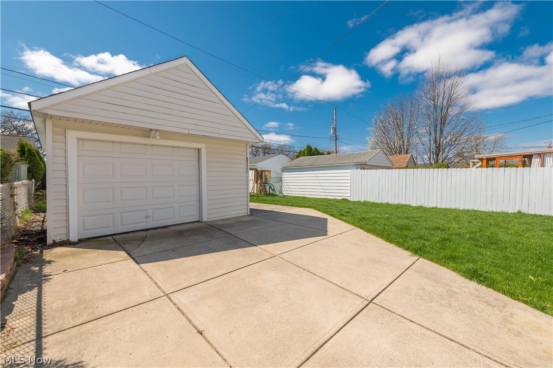 Memphis Villas - Residential