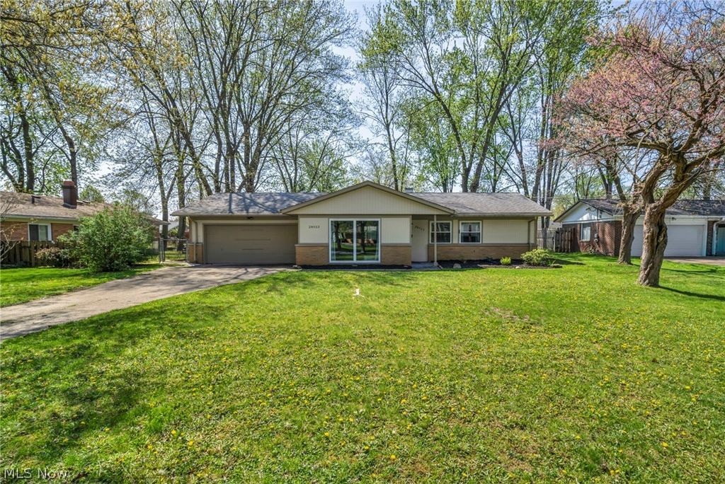 Photo of 28523 Holly Drive, Olmsted Township, OH 44070 (MLS # 5203866)