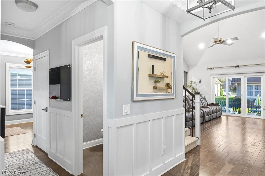 4233 Queens Gate