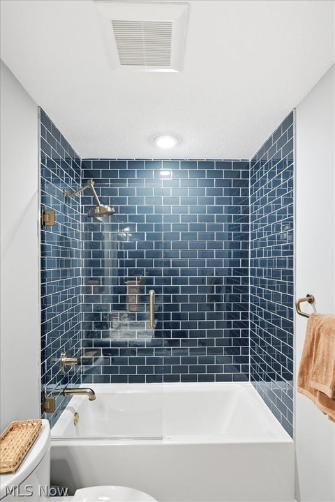 Tiny photo for 4233 Queens Gate, Avon, OH 44011 (MLS # 5254430)
