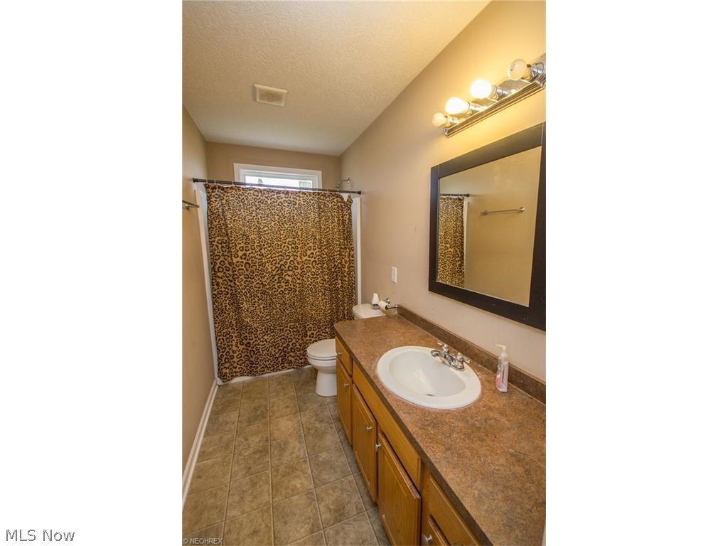 Pleasant Lakes/Brimfield - Residential