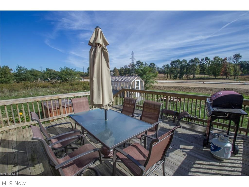 Pleasant Lakes/Brimfield - Residential