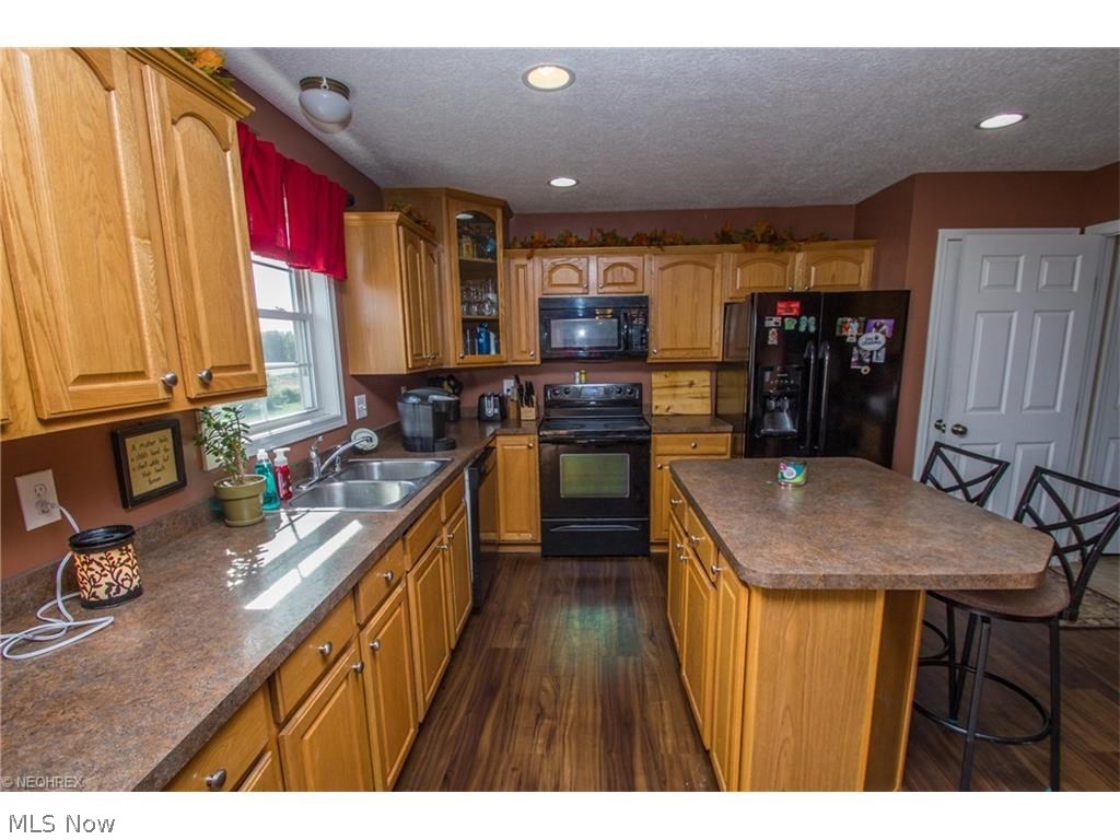 Pleasant Lakes/Brimfield - Residential