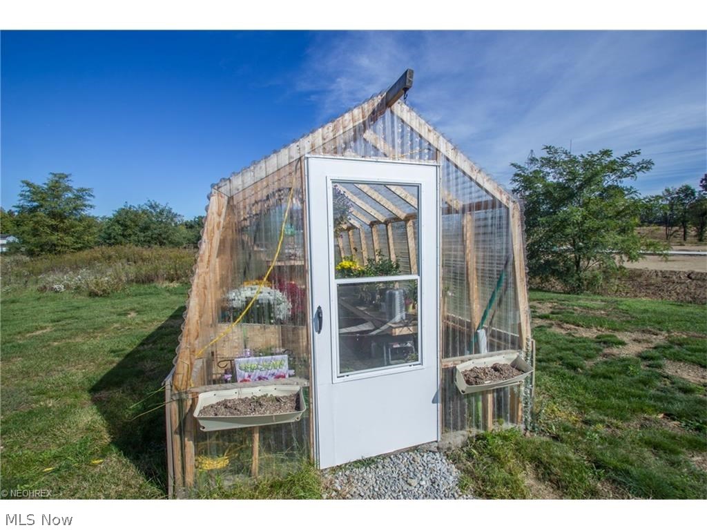 Pleasant Lakes/Brimfield - Residential