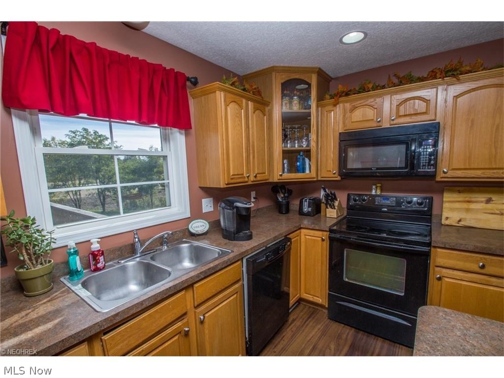 Pleasant Lakes/Brimfield - Residential