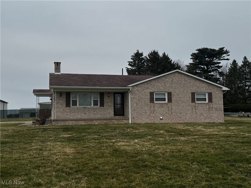 Brick ranch located in the West Branch School District. Opportunity to own a home with 3 bedrooms,  1 1/2 baths, eat in kitchen and first floor laundry. Hardwood floors throughout, replacement windows, updated 200 amp electric service, central air conditioning, gas heat and move in ready. Full unfinished basement with lots of potential.  Close to Alliance's amenities. High speed internet available. Great location to raise a family or to downsize. 
Agent is related to seller.