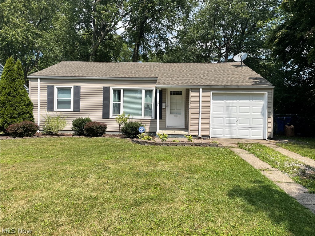 Downsizing! First time home buyer! Investment property! The opportunities are endless. One floor living w/large lot & fenced in yard. New roof in 2011, new furnace & air in 2010, newer hot water tank. Hardwood floors in each bedrm. Don't miss out. This property is easy to show.