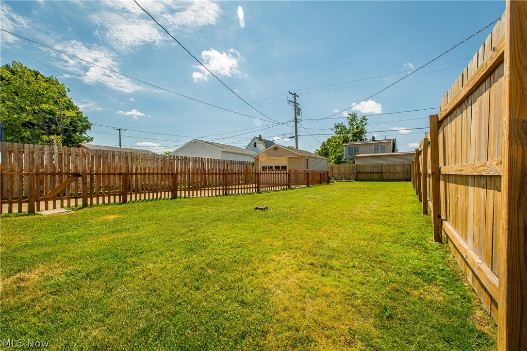 Gebhard & J A Kuckles 02 - Residential