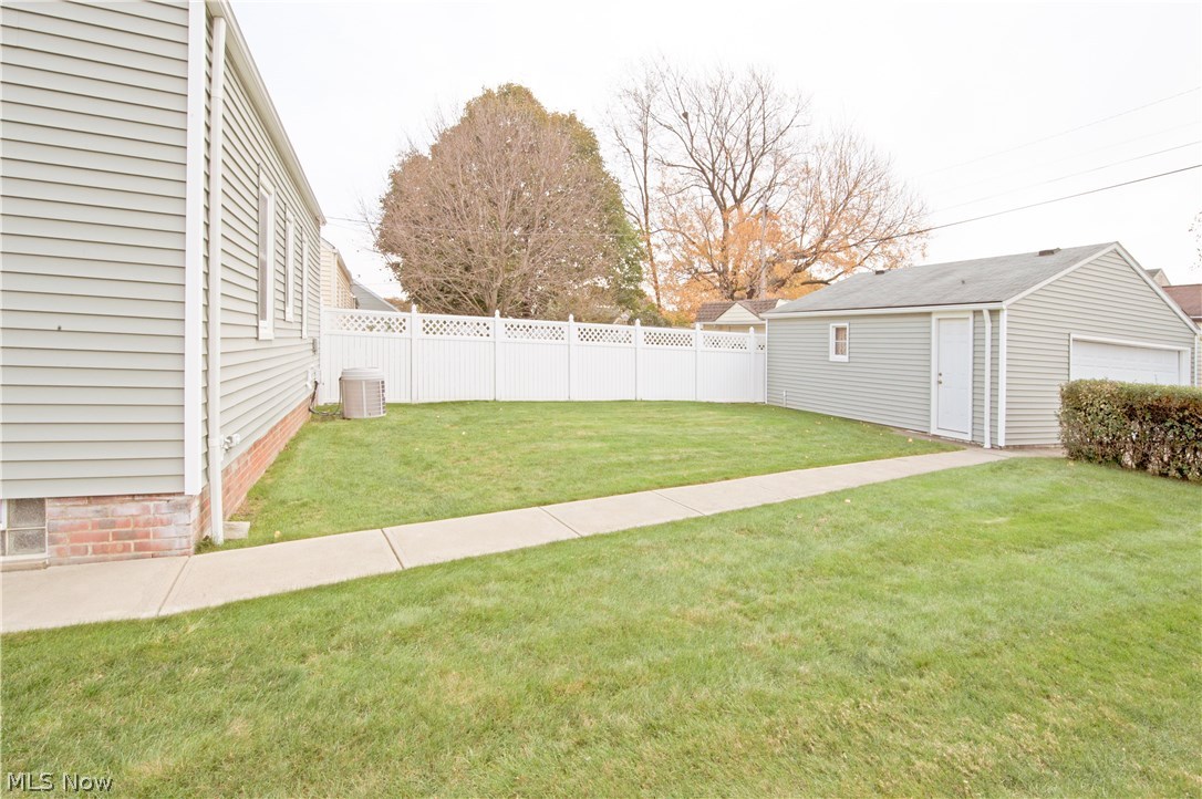 Ridgewood Gardens Anx - Residential