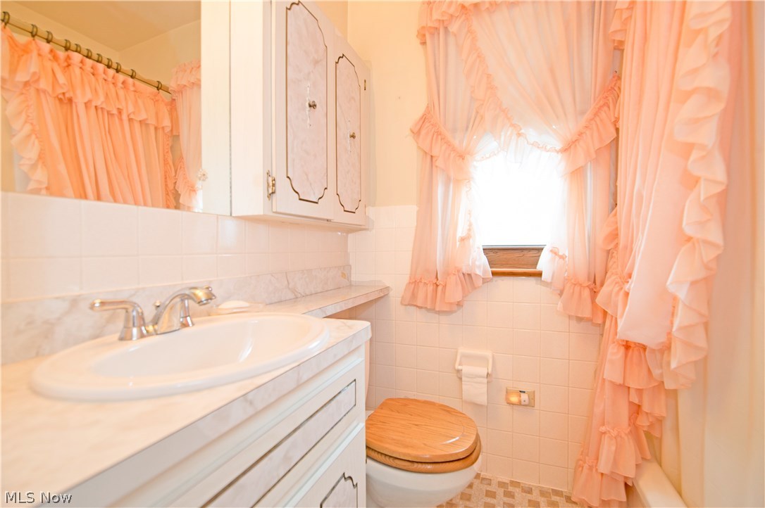 Ridgewood Gardens Anx - Residential