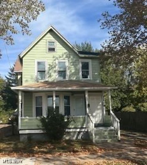 1427 E 51st Street Cleveland OH 44103