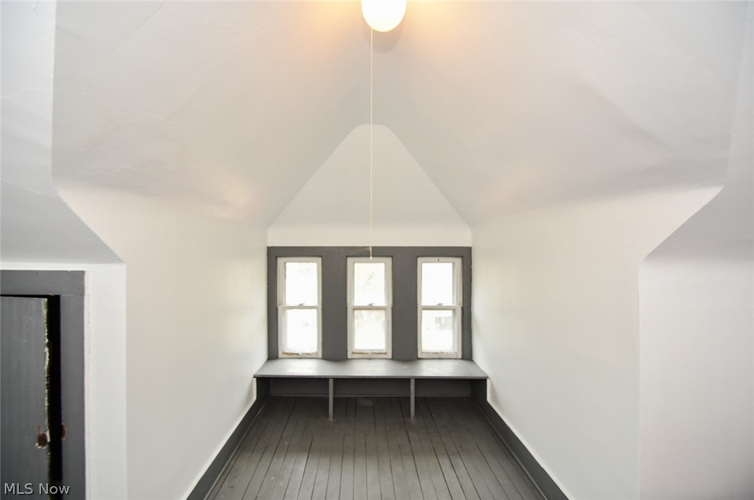 K & W - Residential Income