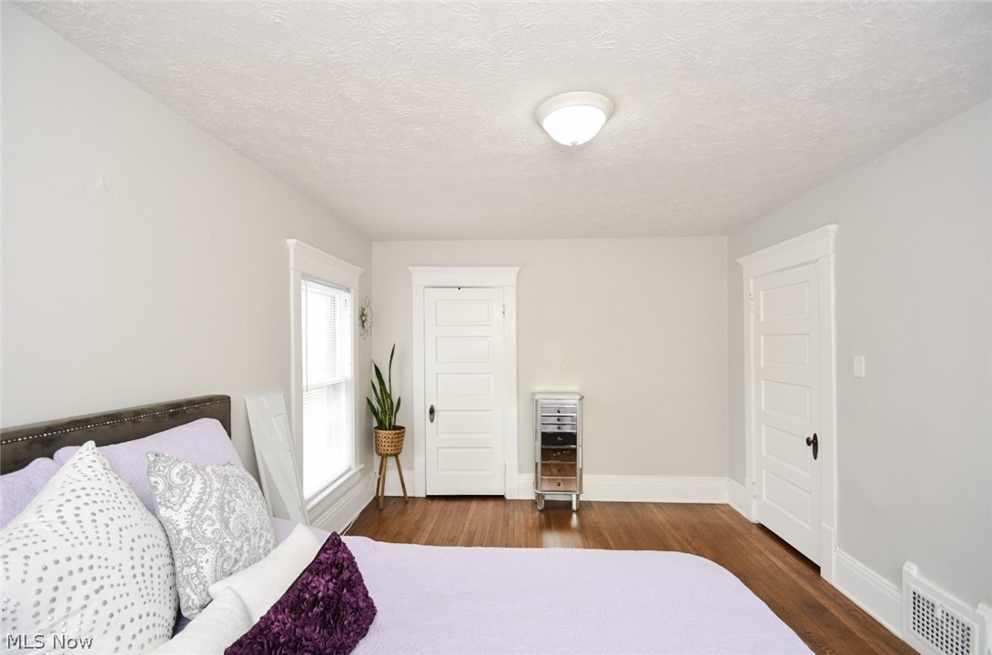 K & W - Residential Income