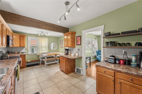 Tiny photo for 901 Park Avenue, Elyria, OH 44035 (MLS # 5240141)