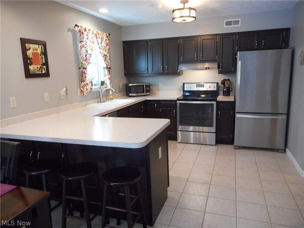 Falls Riv Xing Clstr Un Develo - Residential