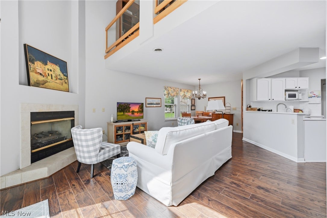 211 S Aspen Court 3