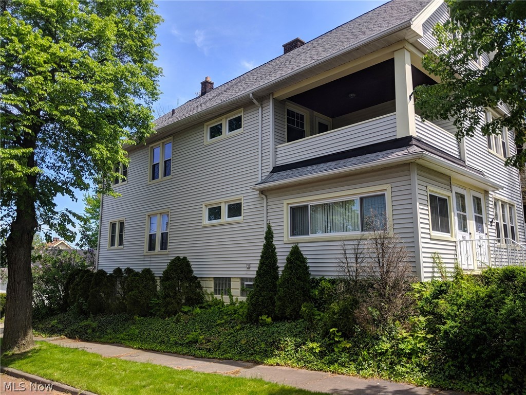 Rockefeller & Andrews - Residential Income