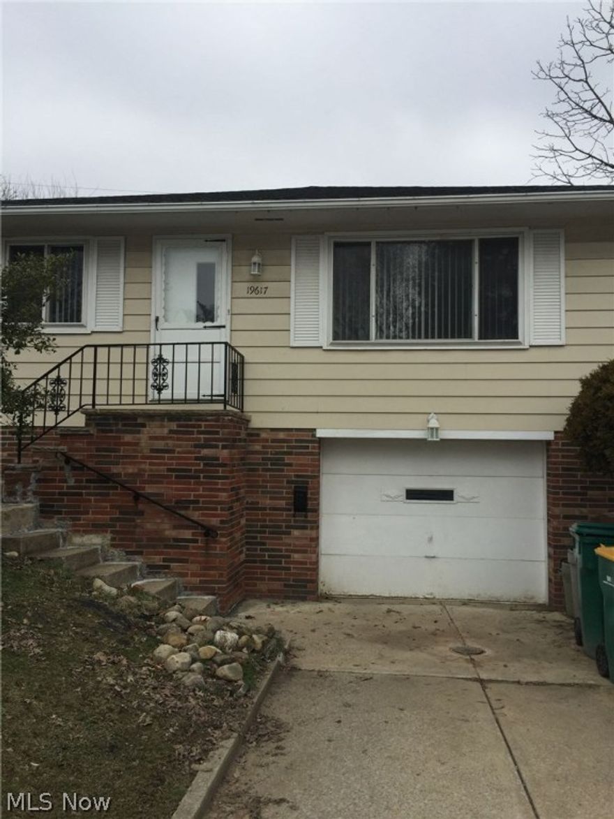 19617 Gardenview Dr., Maple Hts - 3 bed 1 bath raised ranch! 

$925 rent / $925 deposit 
$25 application fee per adult 
1-2 pets OK with additional deposit 
NO CMHA / NO SEC 8 

Really lovely and recently re-done raised ranch home with 1 car attached garage, central air and appliances provided! Large living room, eat in kitchen that overlooks the yard offers stove/fridge for the tenant to utilize! Amazing 1 floor living with all bedroom, bathroom and living space on the first floor! The basement is unfinished but has washer/dryer hook ups and storage space! 

Tenant pays all utilities incl. water/sewer/trash, gas and electric and is responsible for lawn care and snow removal!