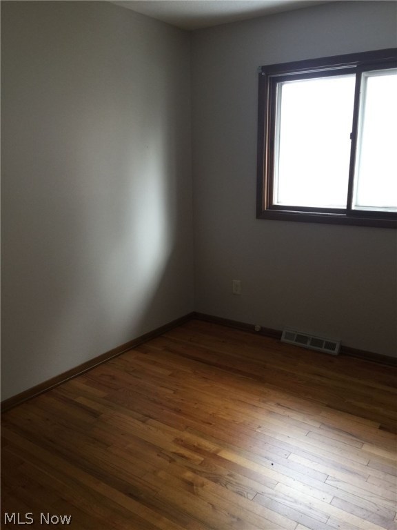 Waid & Duffeys Center Hwy - Residential Lease