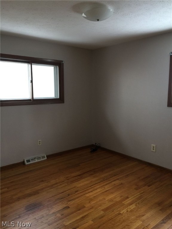 Waid & Duffeys Center Hwy - Residential Lease