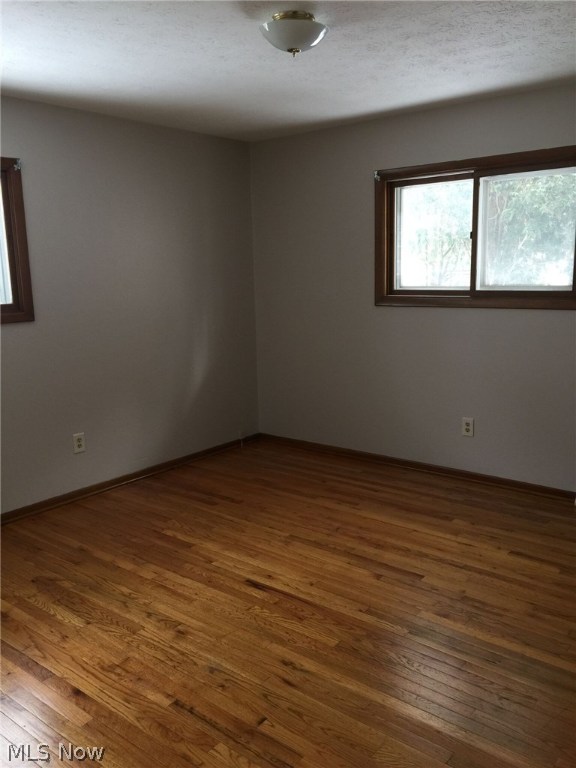 Waid & Duffeys Center Hwy - Residential Lease