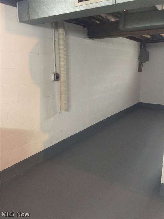 Waid & Duffeys Center Hwy - Residential Lease