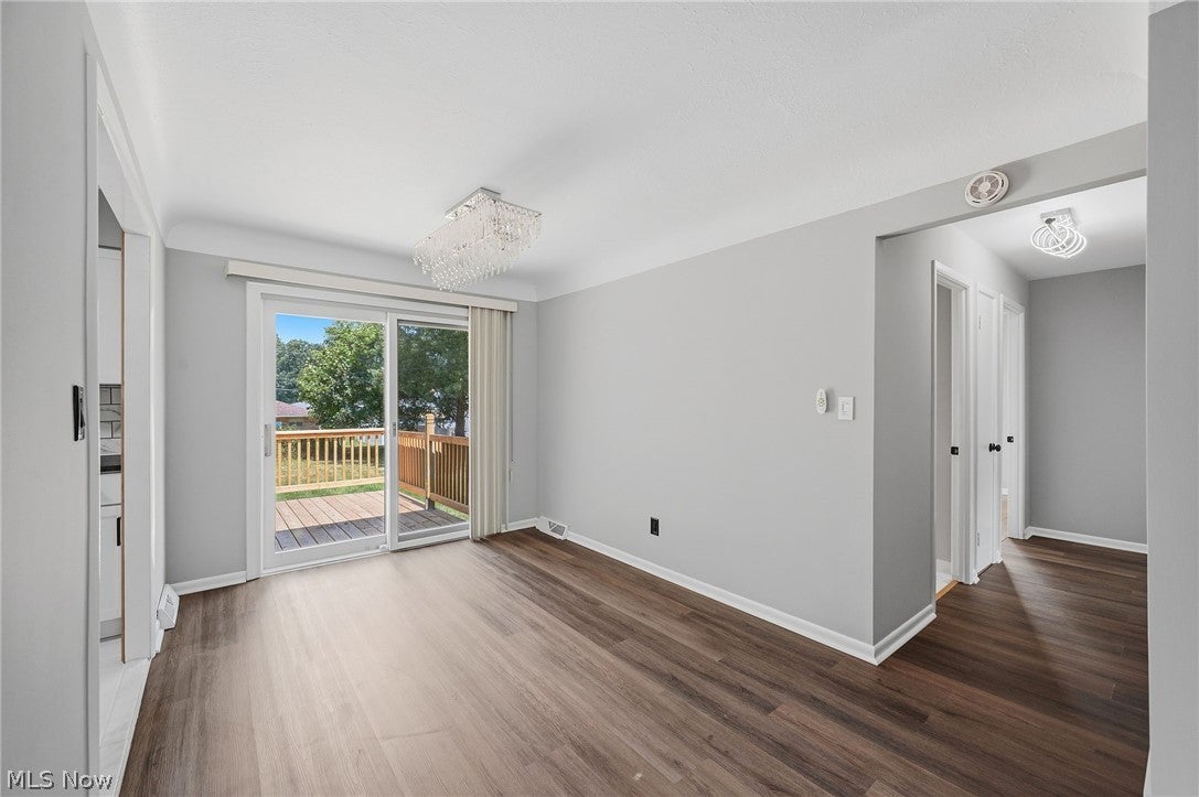 333 E Ridgewood Drive