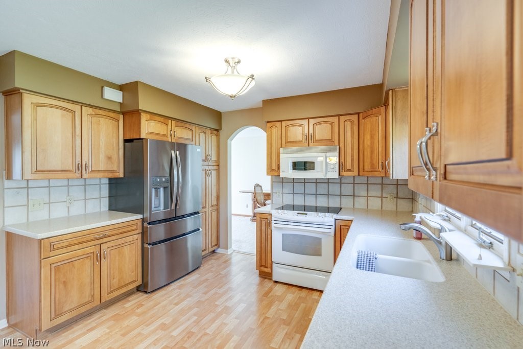 Cl Aurora Road - Residential