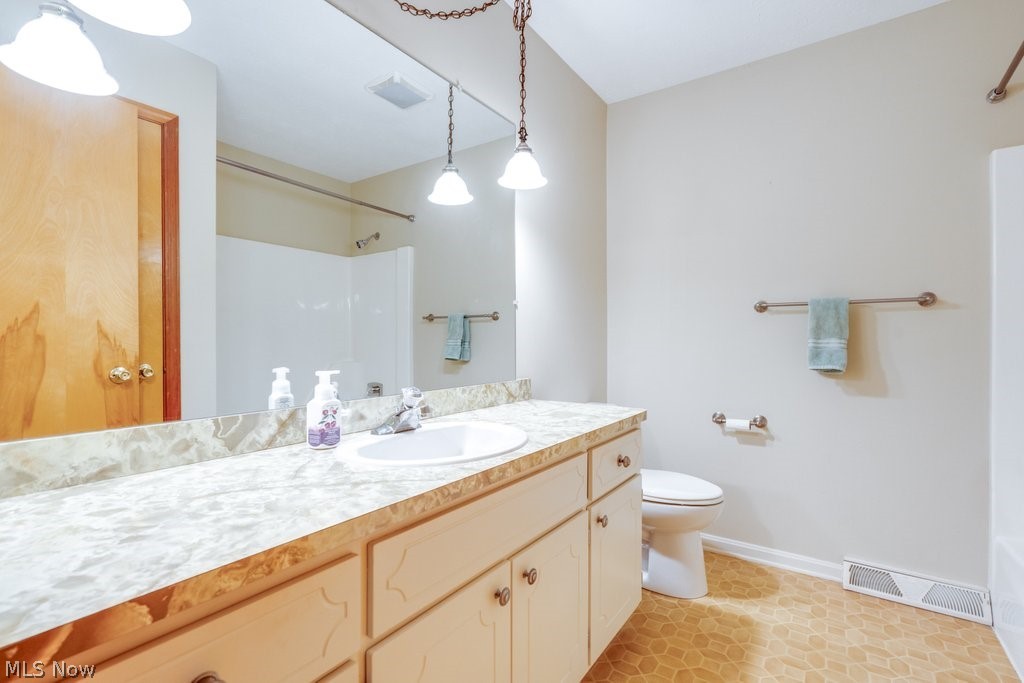 Cl Aurora Road - Residential