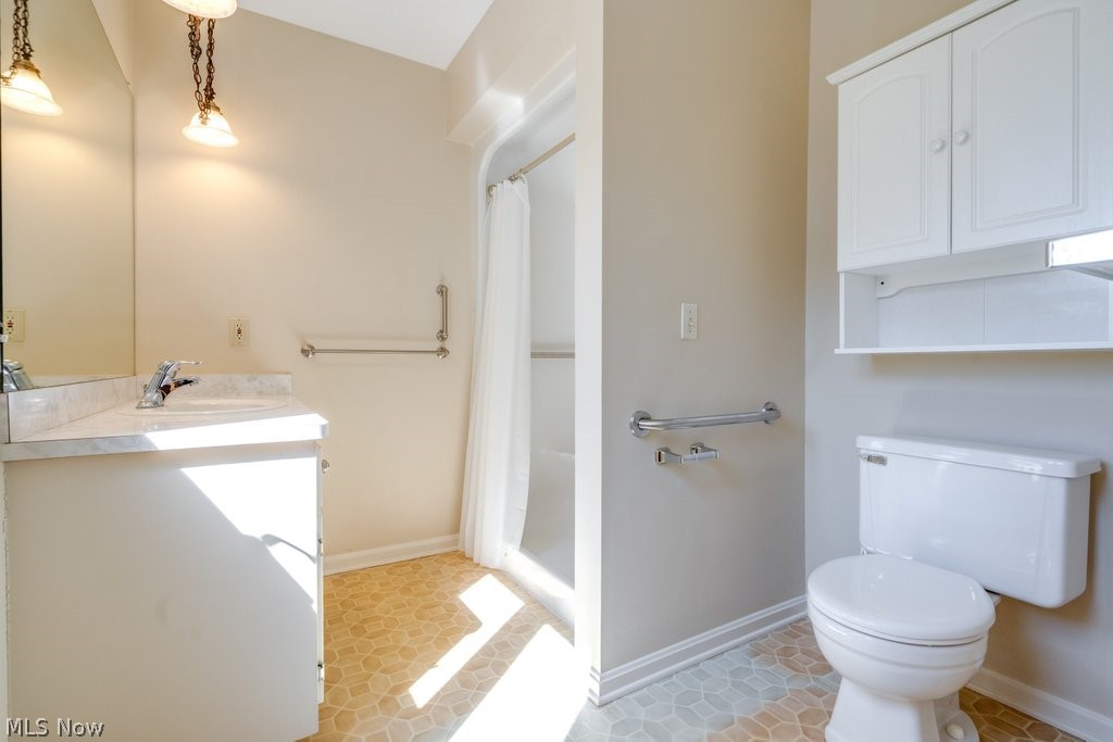 Cl Aurora Road - Residential