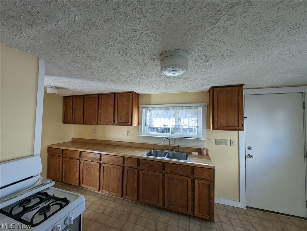 Valley View - Residential Lease