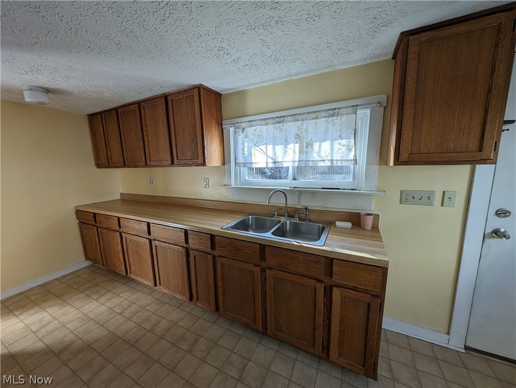 Valley View - Residential Lease