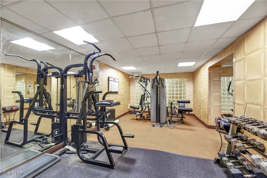12550 Lake Avenue #906, Lakewood, Ohio image 41
