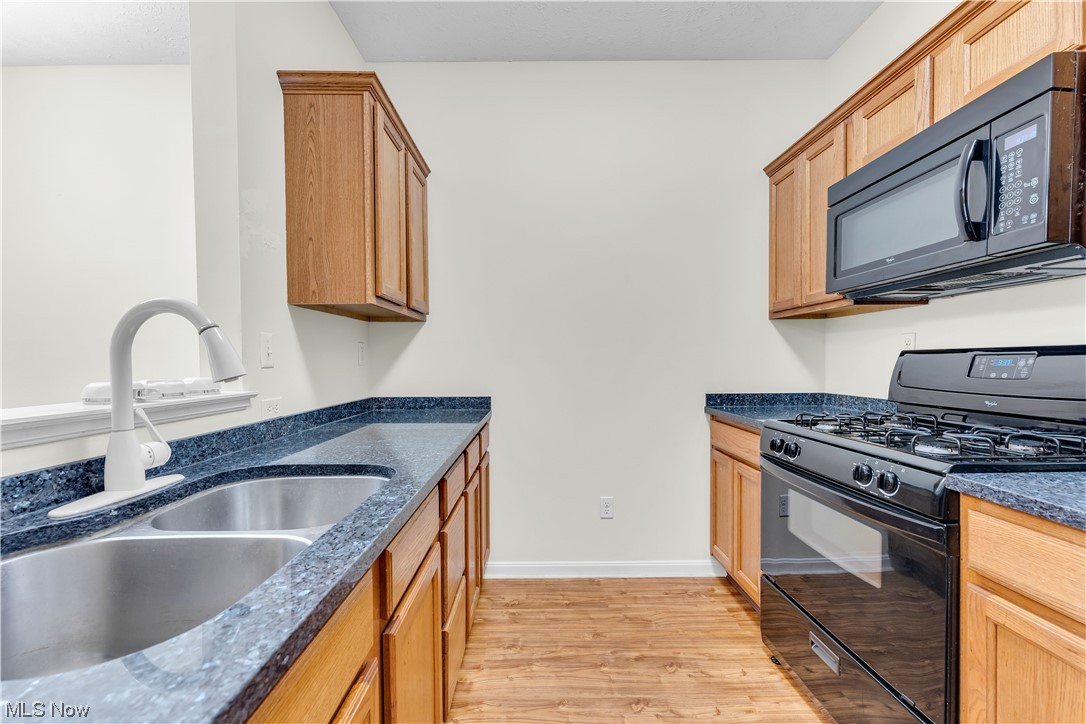 Aqua Marine Condo #1 Ph 1 - Residential