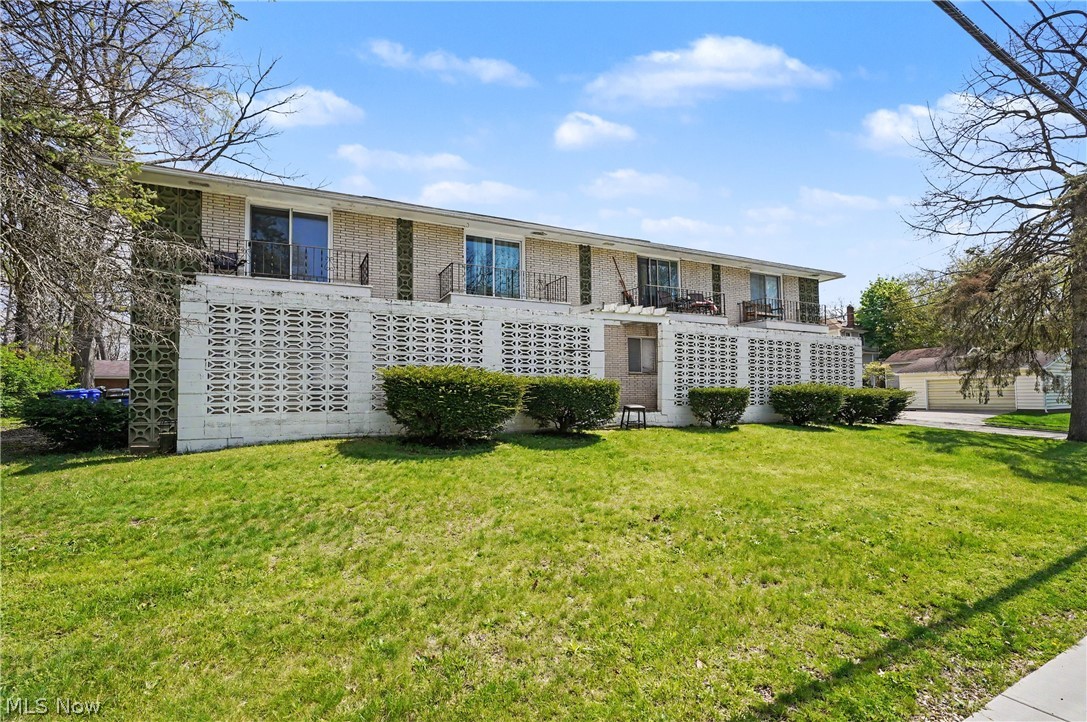 1376 Forest Glen Drive