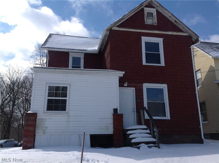 Investment property waiting for you to choose your own renters! Up and down duplex.Was rented for $400 each unit. 2 gas meters, 2 electric meters. Some newer plumbing. Two newer breaker boxes. Spacious rooms. Water supply line from the street replaced. Rm sizes and sq footage are estimated.