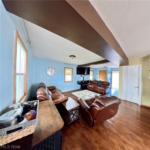 Tiny photo for 4401 9th Avenue, Parkersburg, WV 26105 (MLS # 5203025)