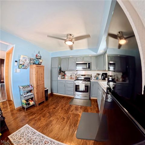 Tiny photo for 4401 9th Avenue, Parkersburg, WV 26105 (MLS # 5203025)