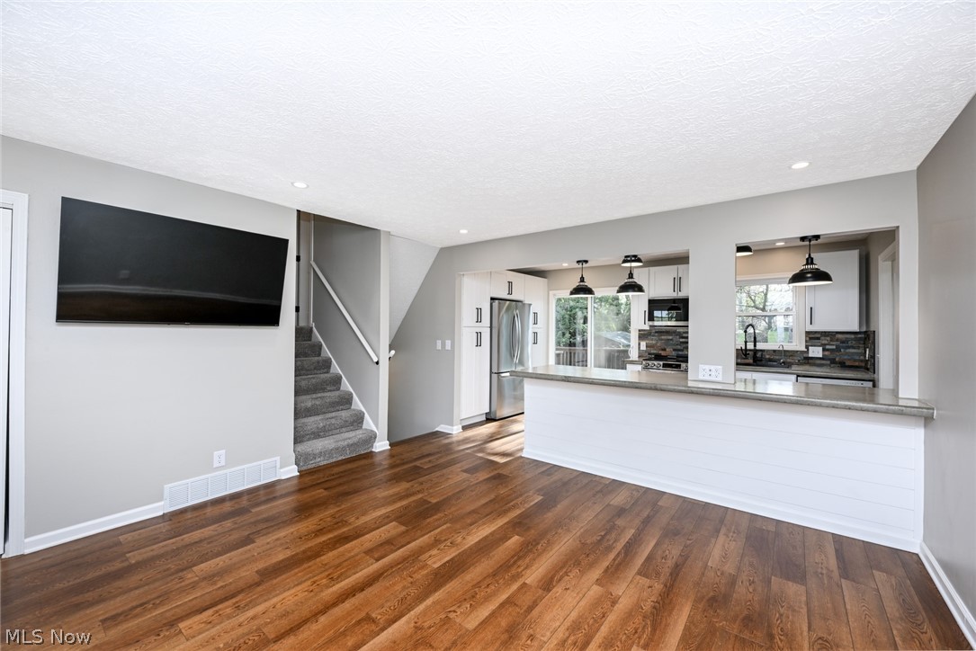 Fairlane Estate - Residential