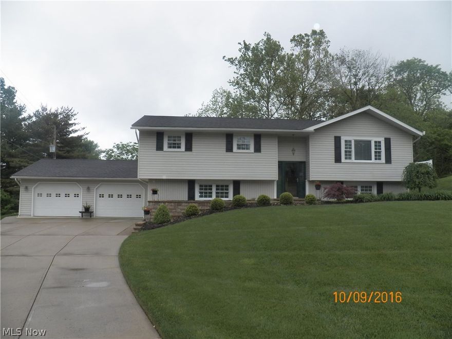 Quality built one owner home with over 2800 sq ft of living space. Up to date kitchen with LG appliances. Concrete patio off the kitchen with a lovely view of the manicured landscaping. For the man who wants garage space, this will accommodate 4 or 5 cars. Part of the garage space is currently being used as a recreation room.